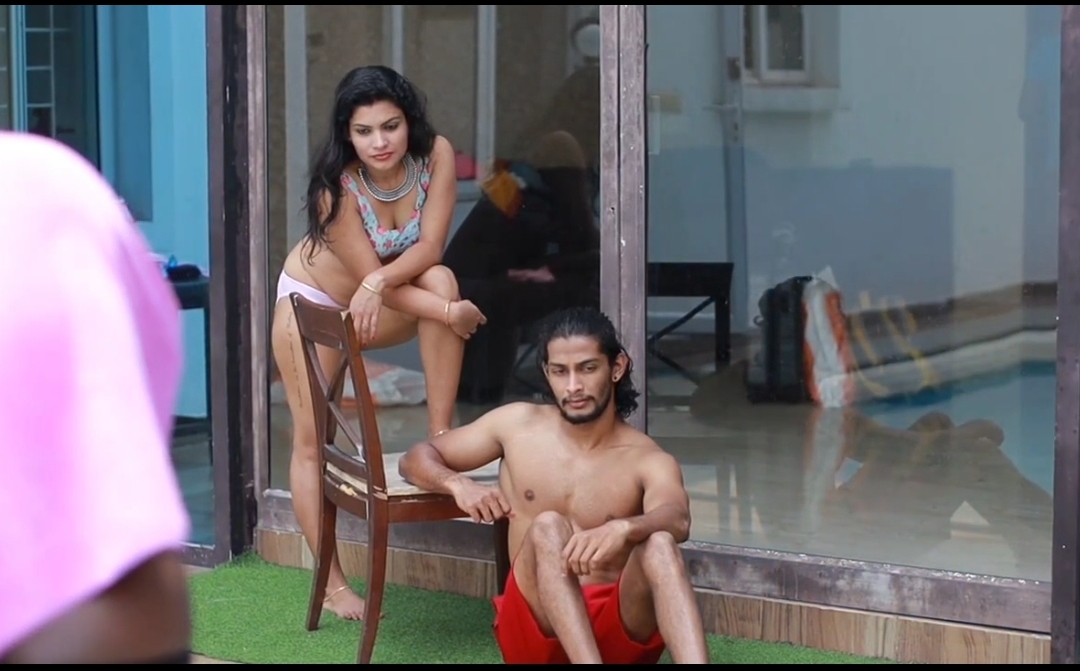 Desi Couple Model fucked in pool Full HD video