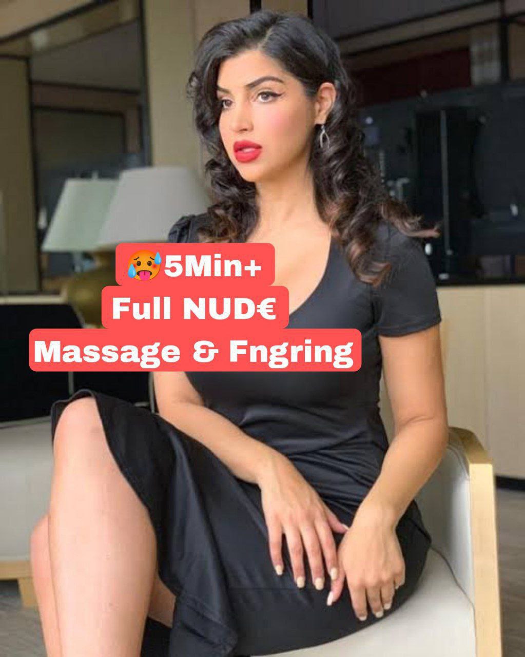 Beautifull sexy model Only fan full nude body massager