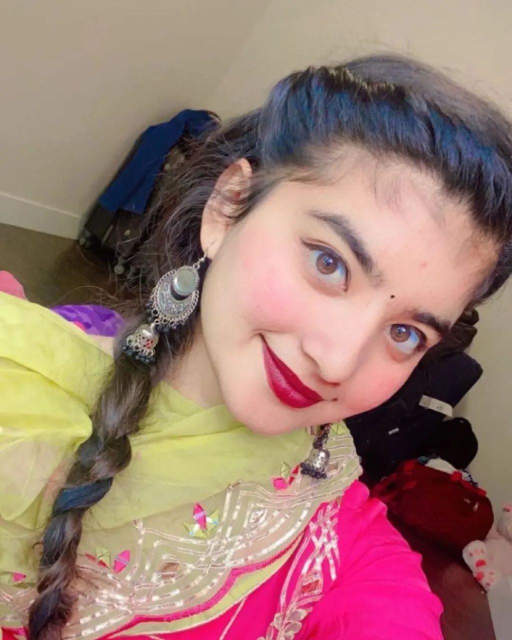 Beautifull punjabi girl Doddy style fucking in home