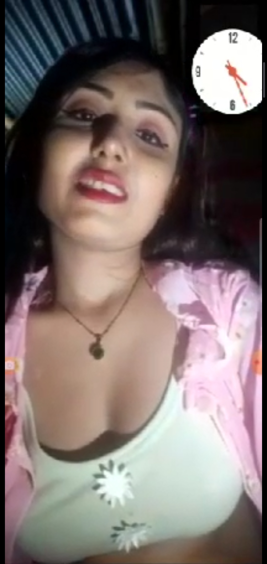 Beautifull village girl video call for boyfriend showing boobs