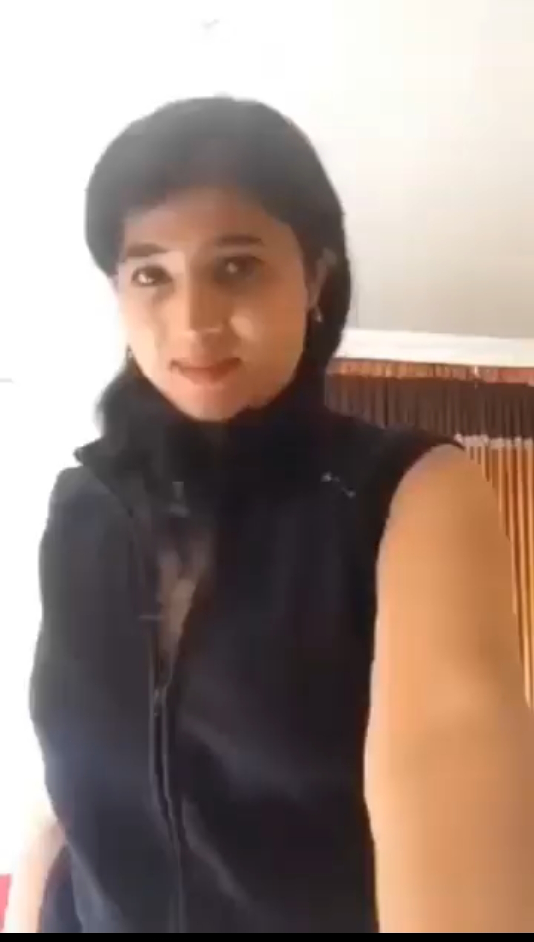 Beautifull pak girl nude show and small dance step