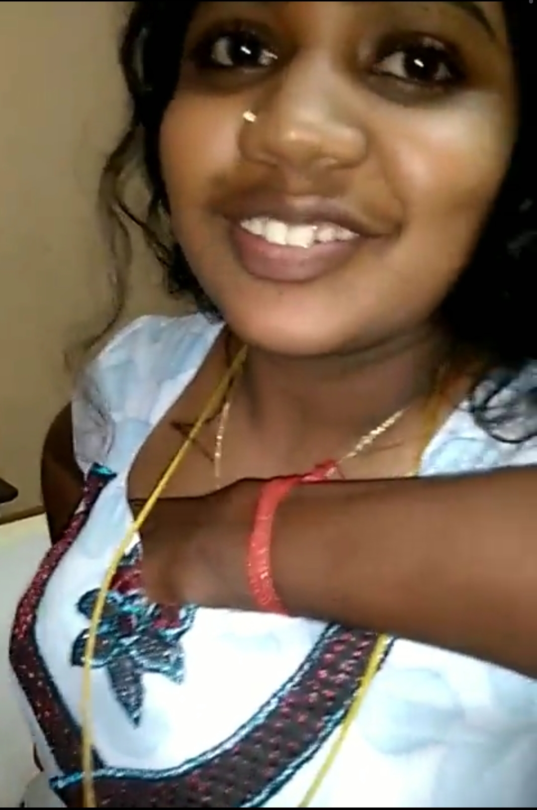 Desi boy Pressing boobs and pussy rubbing for talgu bhabhi