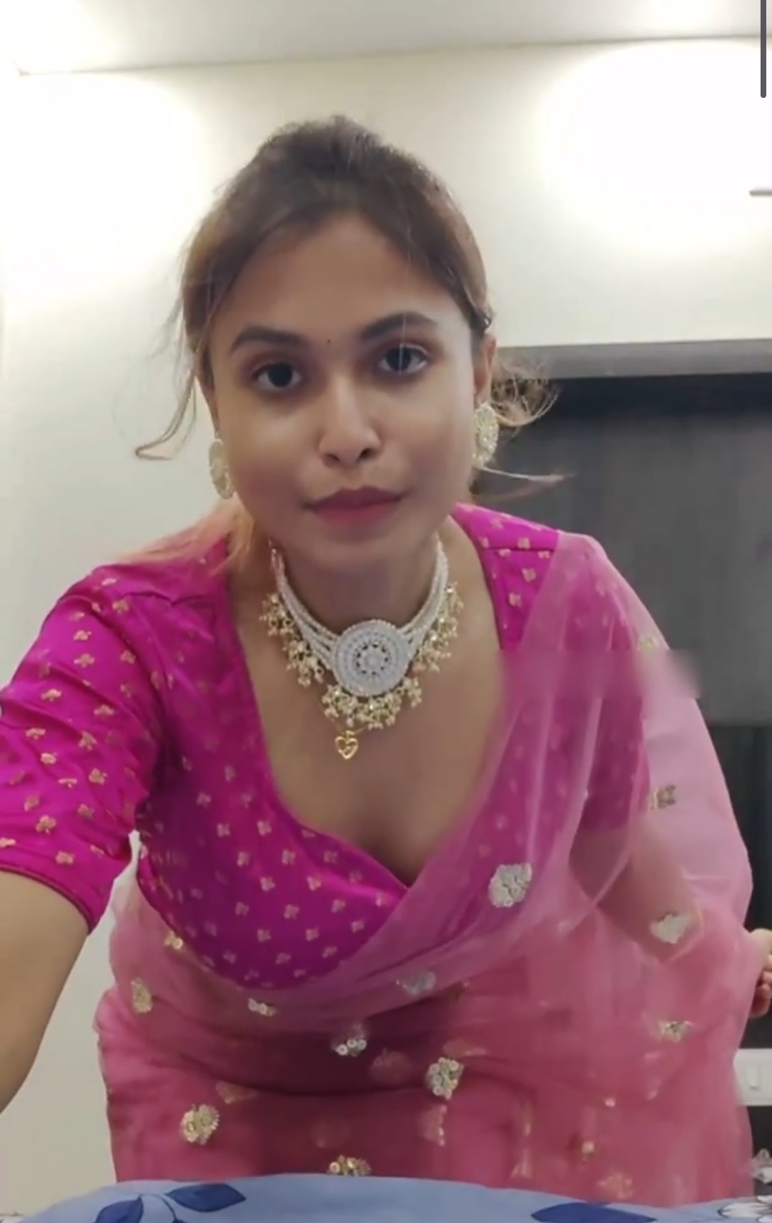 Dam cute bhabhi in pink saree remove and Sucking boobs and rubbing pussy