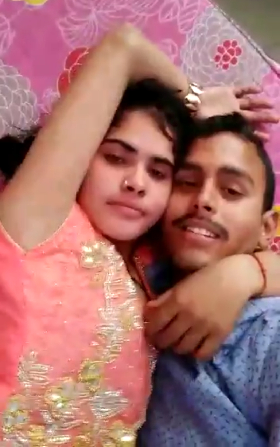 Desi girl fucked with school teacher in the home