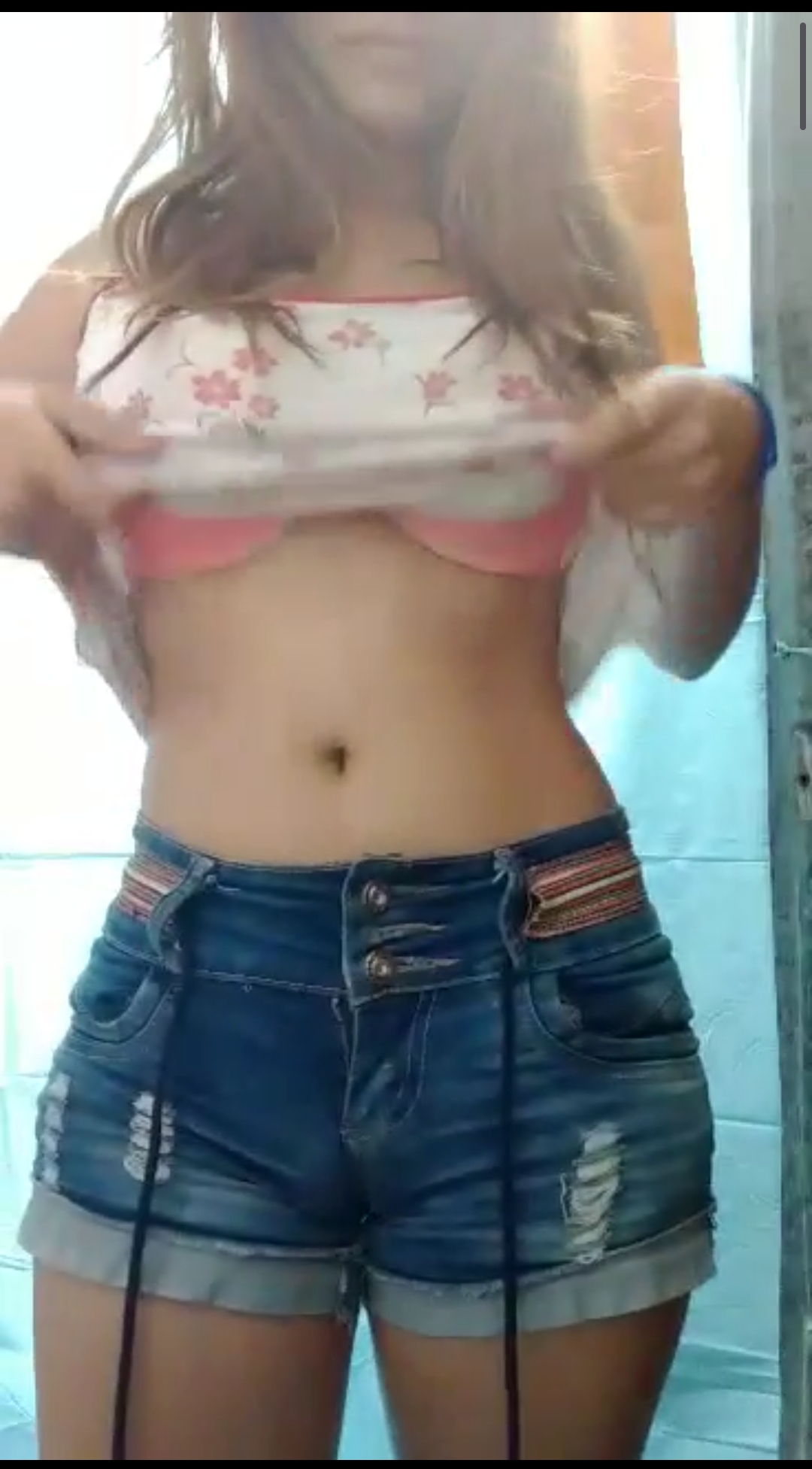Beautifull Desi girl remove all cloths and open pussy and rubbing