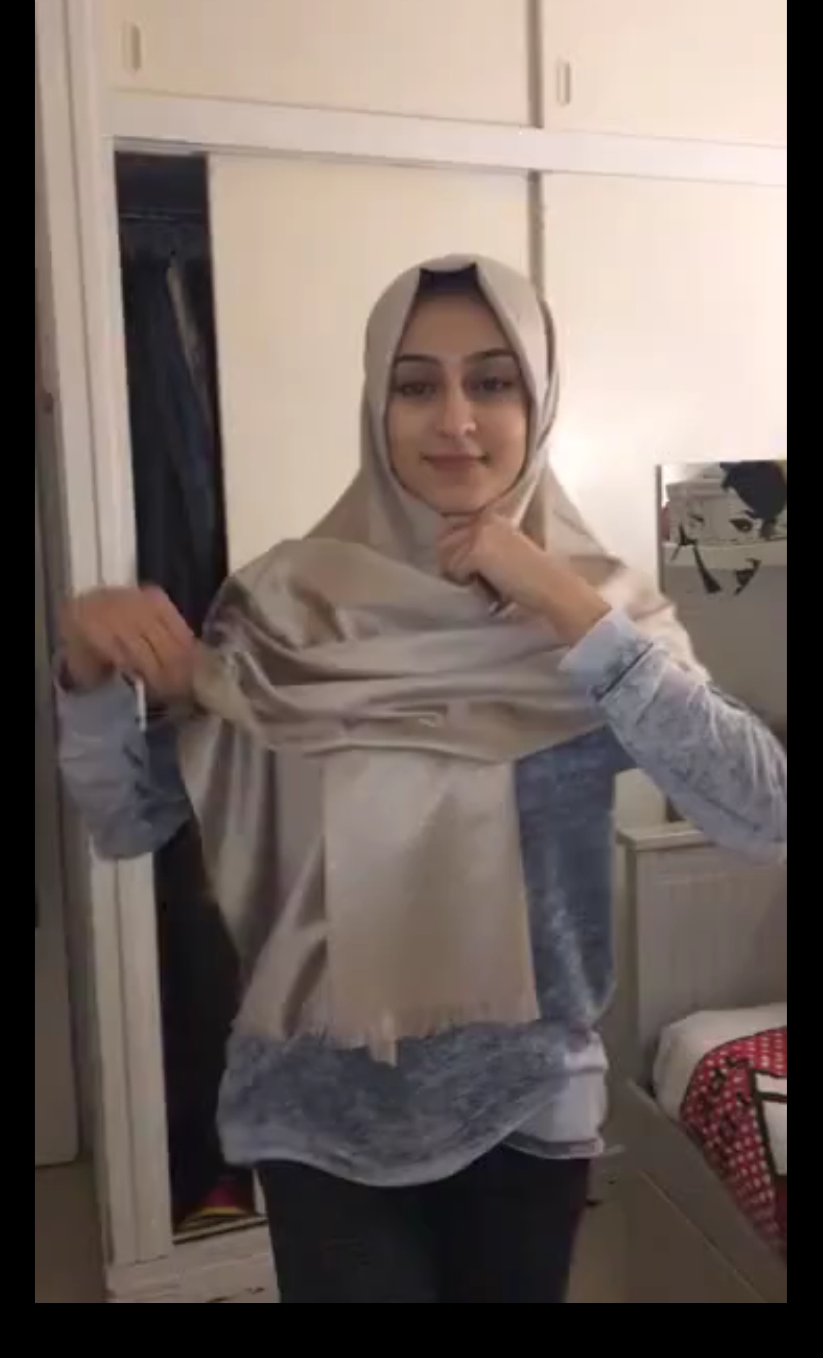 muslim girl shwoing full naked remove cloths